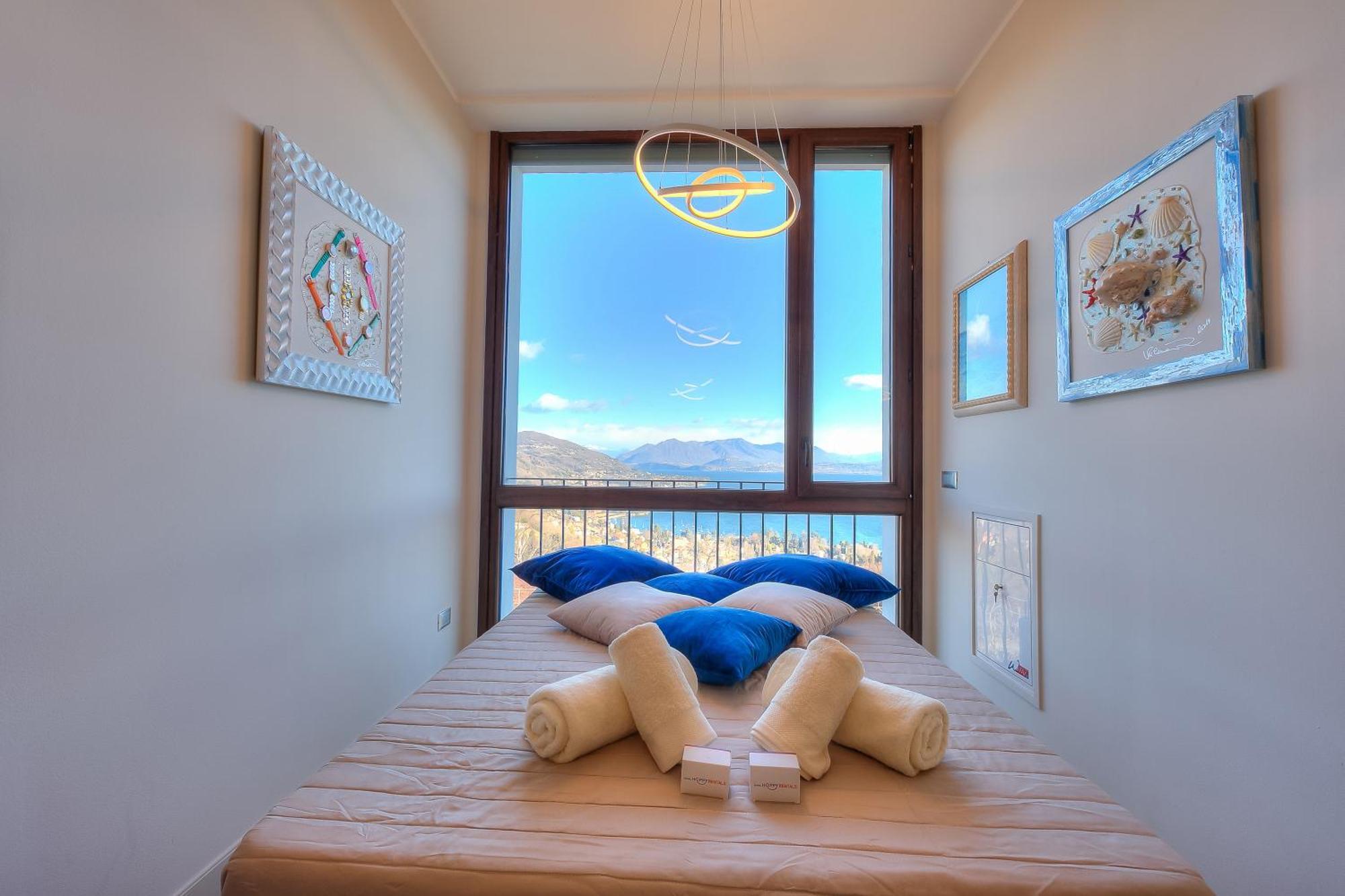 Suite On The Lake - Happy Rentals Meina Exterior photo